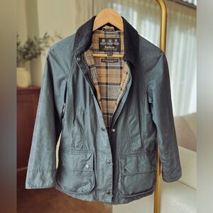 Barbour Classic Beadnell jacket size 2